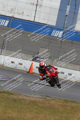 media/Nov-26-2022-Fastrack Riders (Sat) [[b001e85eef]]/Level 1/Session 3 Outside Turn 9/